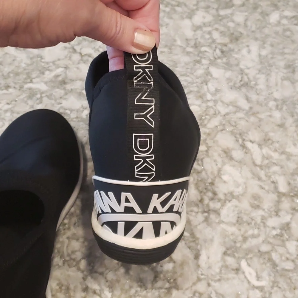 Donna Karen DKNY Christina slip on black elastic sneaker
